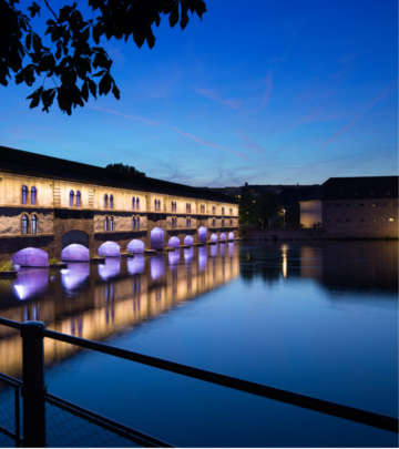 Philips oświetla Grand Île w Strasbourgu, wspaniałe efekty świetlne
