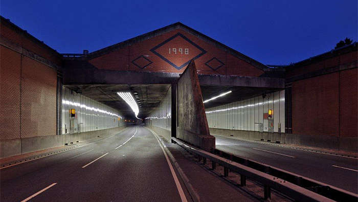 Tunel Meir oświetlony za pomocą lamp LED marki Philips Lighting