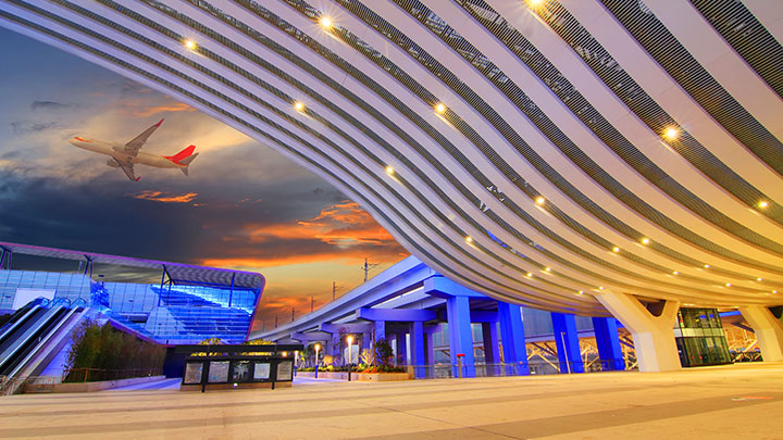 Fasady i elementy architektoniczne lotnisk