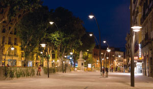 Plac oświetlony białym światłem Philips