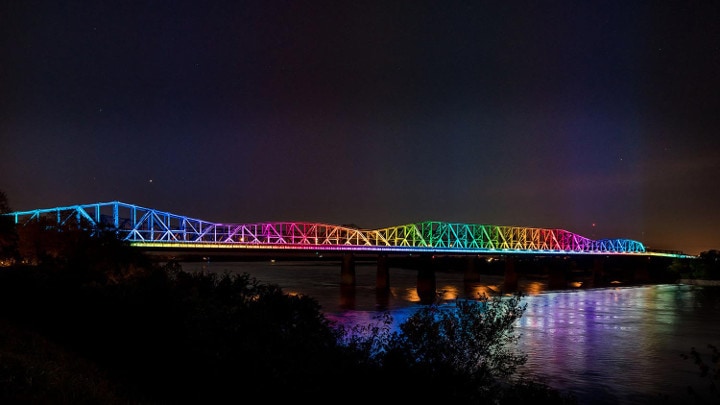 ActiveSite umożliwia zdalne zarządzanie instalacją oświetleniową obiektów architektonicznych Philips Color Kinetics
