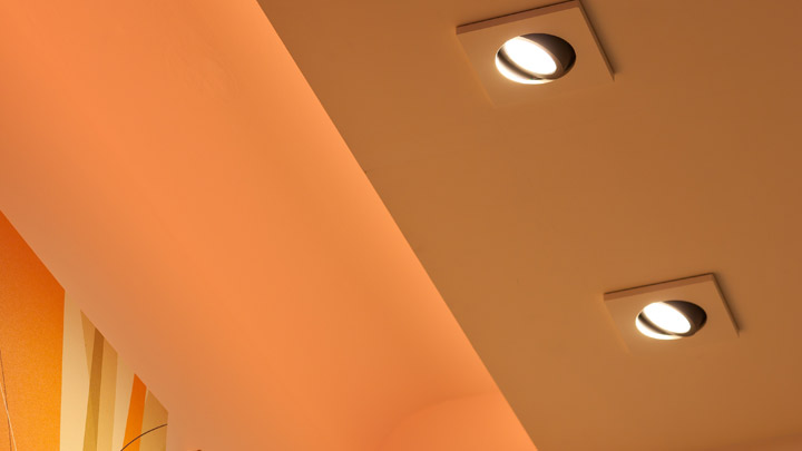 Oświetlenie punktowe LED otoczenia HealWell firmy Philips Lighting podnosi komfort pacjentów, ułatwiając personelowi sprawne poruszanie się