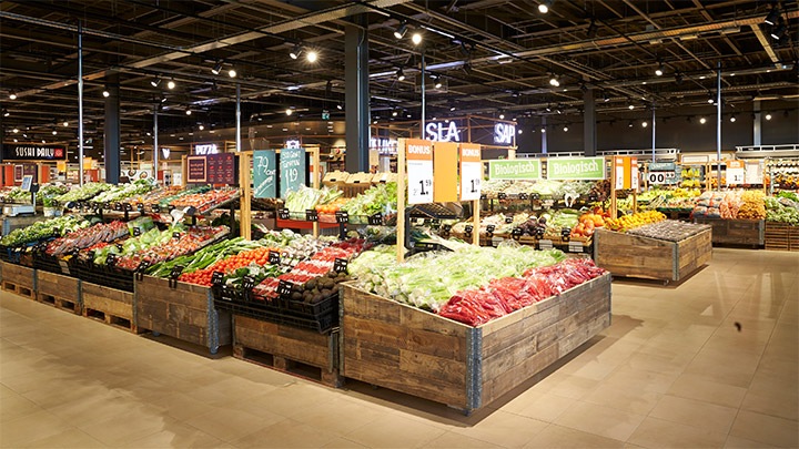 Podkreśl pożądane cechy produktów przy użyciu koloru, światła strefowego i ściemniania. 