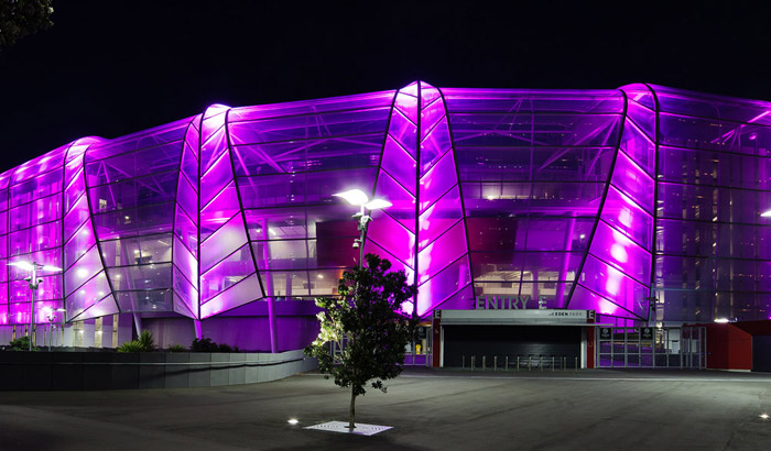Oświetlenie obiektów stadionowych