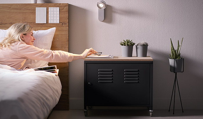 Oprawy emitujące neutralną barwę światła LED