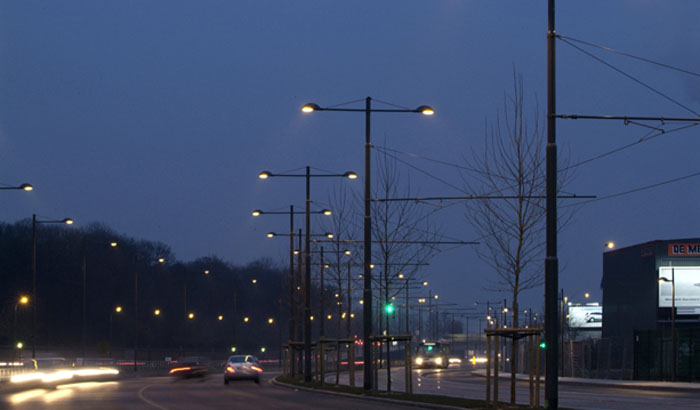 Normy i wymagania dotyczące oświetlenia ulicznego