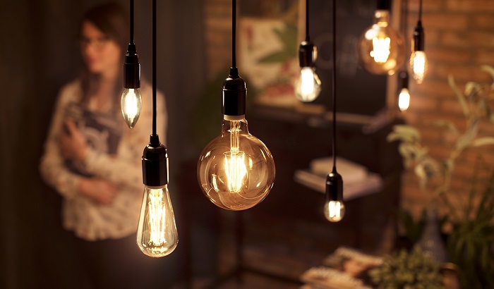 Historia żarówki – od Edisona do oświetlenia LED