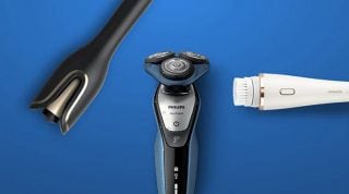 Urządzenia do pielęgnacji Philips na niebieskim tle: Golarka elektryczna, trymer do brody i szczoteczka do oczyszczania twarzy do osobistej pielęgnacji mężczyzn.