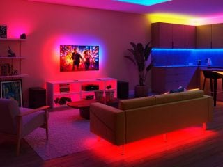 Przykład pokoju z produktami Philips Smart Lighting tworzącymi odpowiedni nastrój